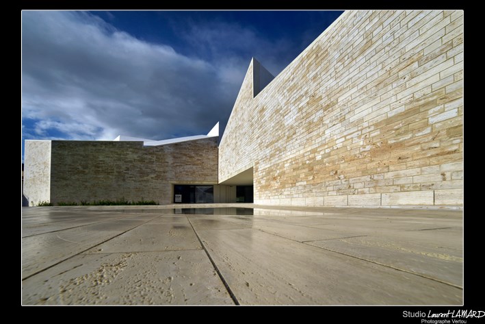 Photographe-architecture-entreprises-nantes-vertou-cour et jardin-44000